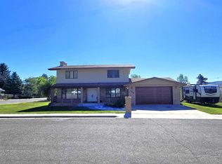 123 N 13th St, Thermopolis, WY 82443