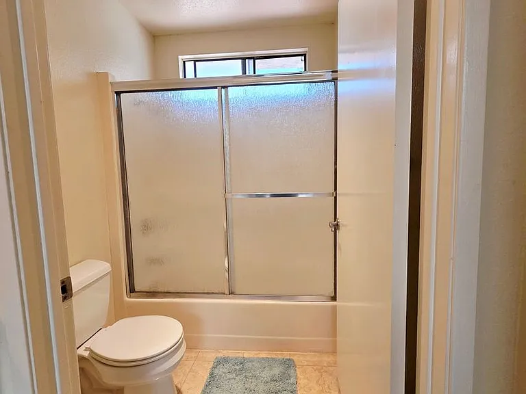 8308 Regents Rd #3P — Photo 9