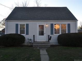 45 Van Buskirk Ave, Stamford, CT 06902