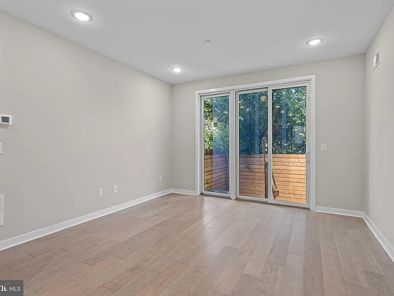 2528 N Hope St #1 — Photo 9