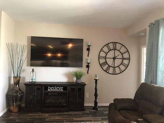3rd image of 4492 W Hanna Dr