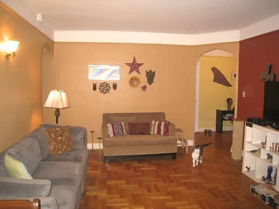2nd image of 4129 46th St APT 4N