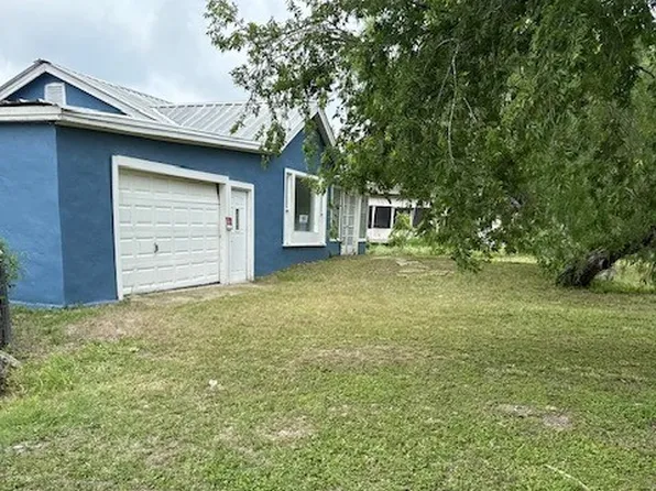 266 S Vista Drive, Sandia, TX 78383