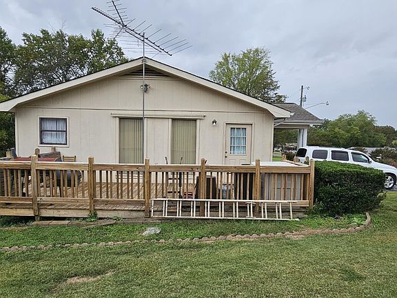 5th image of 408 Kinzalow Dr