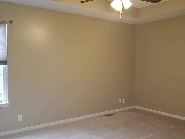1501 Stoneybrooke Dr — Photo 13