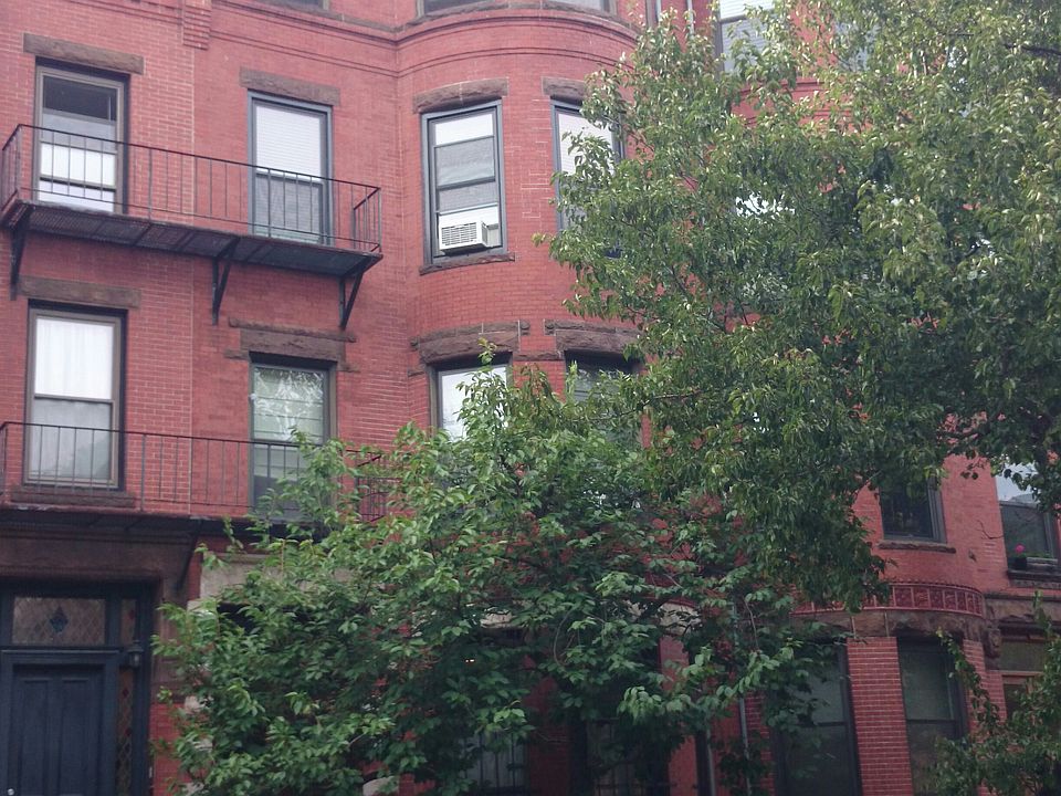 2nd image of 197 Saint Botolph St APT 4