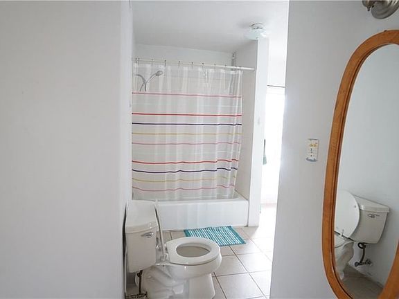 5th image of 145 Washington Sq #47