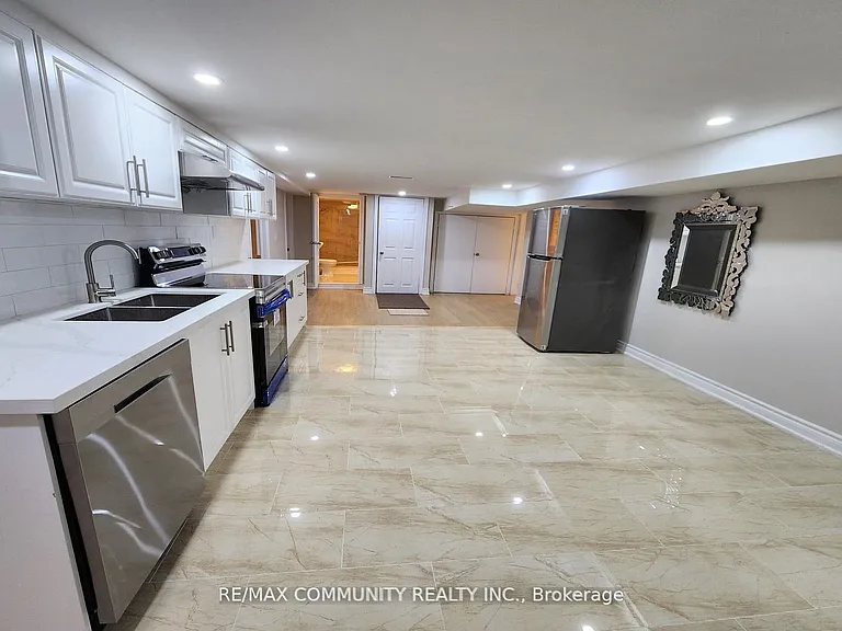 23 Singleton St #BASEMENT — Photo 15