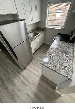 3rd image of 780 Wells St #1
