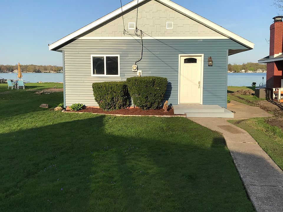 1st image of 51202 N Shore Dr