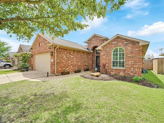 3rd image of 21731 Sierra Long Dr