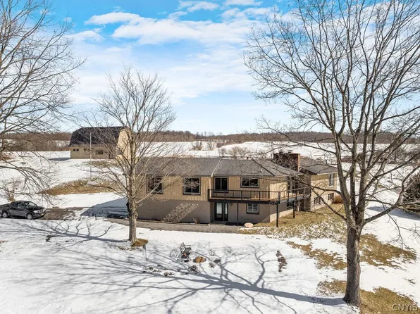 4366 Palmer Rd, Manlius, NY 13104