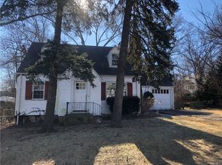 27 Kass Rd, White Plains, NY 10605