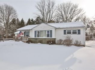9221 Warsaw Rd, Le Roy, NY 14482
