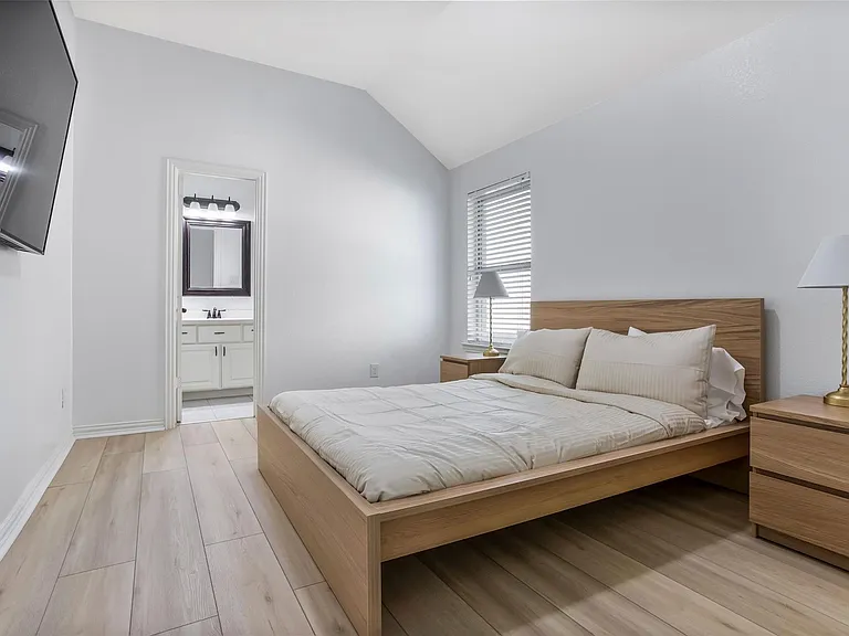 29110 Davenport Dr — Photo 29
