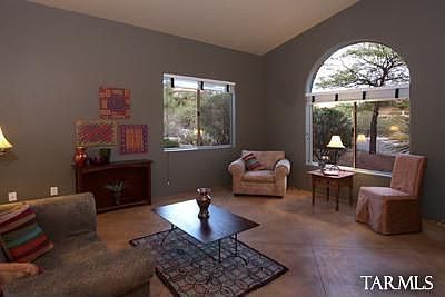 5th image of 6085 N Placita Fresnillo