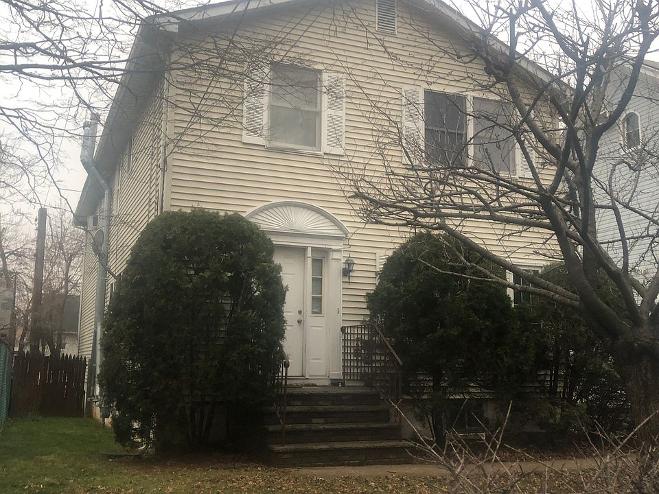 Building Photo 3