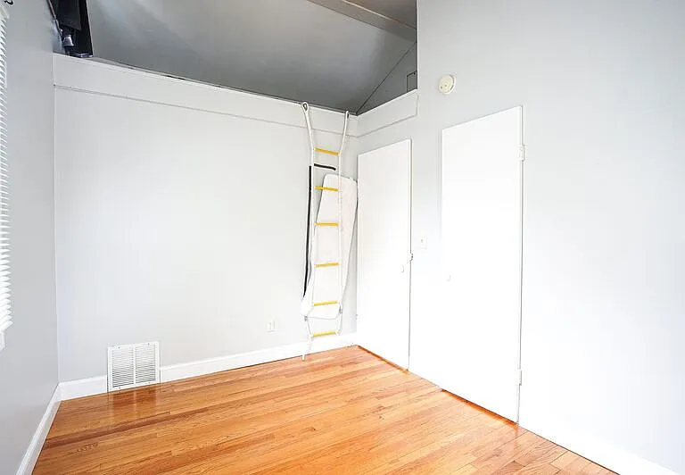 39 Greenwood St — Photo 13
