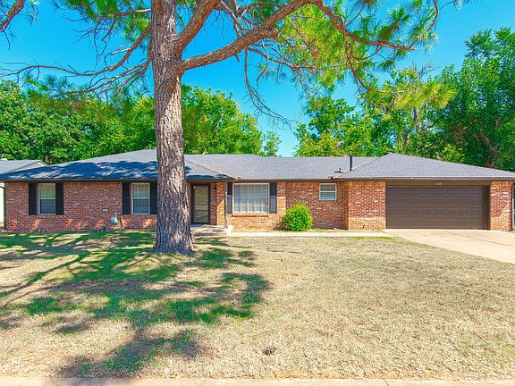2nd image of 1608 Pine Oak Dr