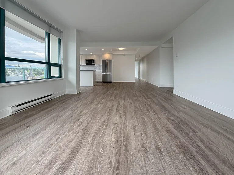 150 Keith Rd E — Photo 10