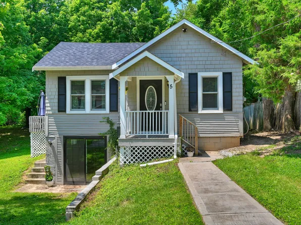 5 Locust Ln, Florence, KY 41042