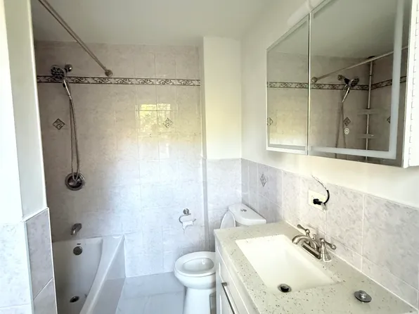 189 Garfield Avenue image 7 of 7