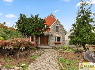 65 Livingston Ave, Kearny, NJ 07032