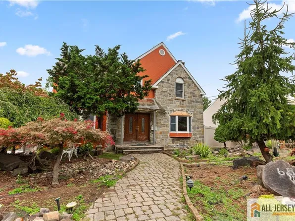 65 Livingston Ave, Kearny, NJ 07032