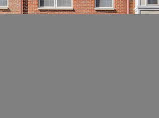 203 Surgeon Generals Ct, Philadelphia, PA 19146