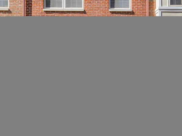 203 Surgeon Generals Ct, Philadelphia, PA 19146