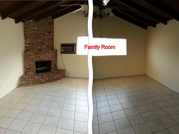 Large Family Room With Vaulted Ceilings
