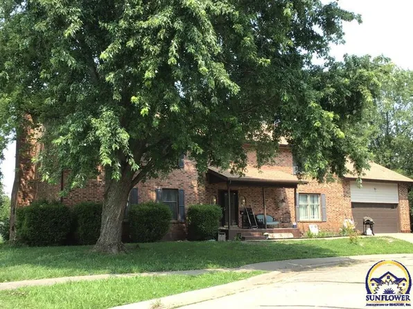 3010 SW 35th Ter, Topeka, KS 66614