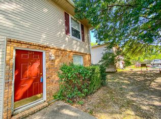 624 N Betty Jo Dr #624, Fayetteville, AR 72701