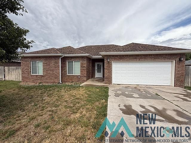 1st image of 3301 Northglen Dr