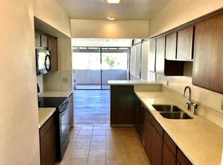 299 S Patencio Rd #6, Palm Springs, CA 92262