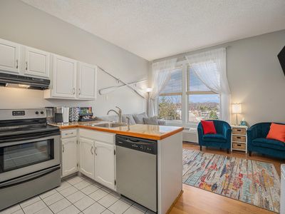 532 Dyckman Ave APT 9, South Haven, MI, 49090