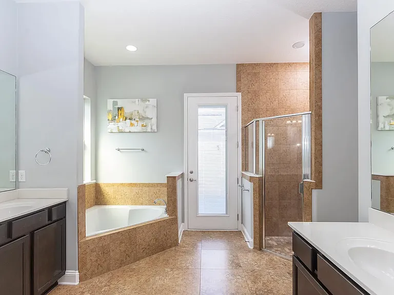 148 Woodcross Dr — Photo 19