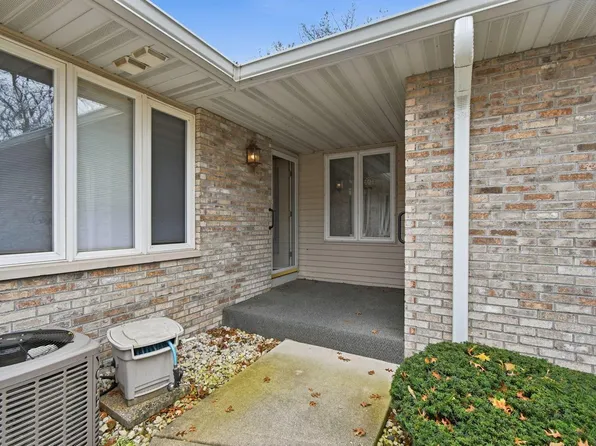 404 Monica AVENUE, Burlington, WI 53105