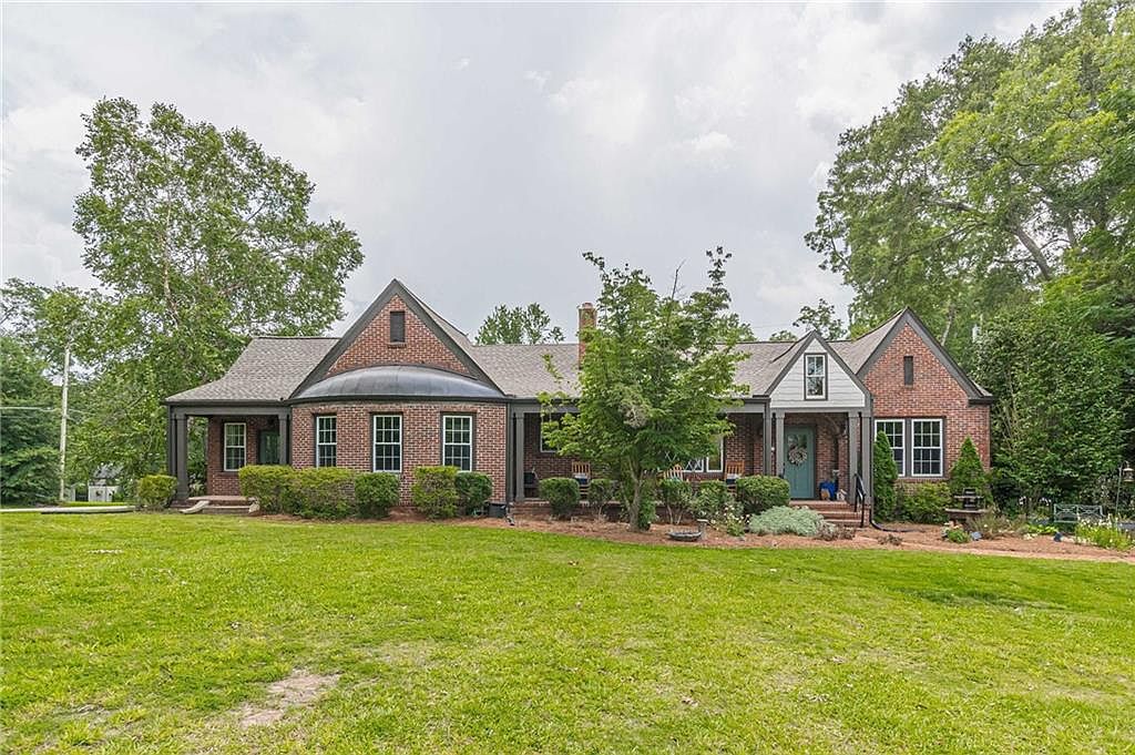 705 E Main St, Hogansville, GA 30230 MLS 7241185 Zillow