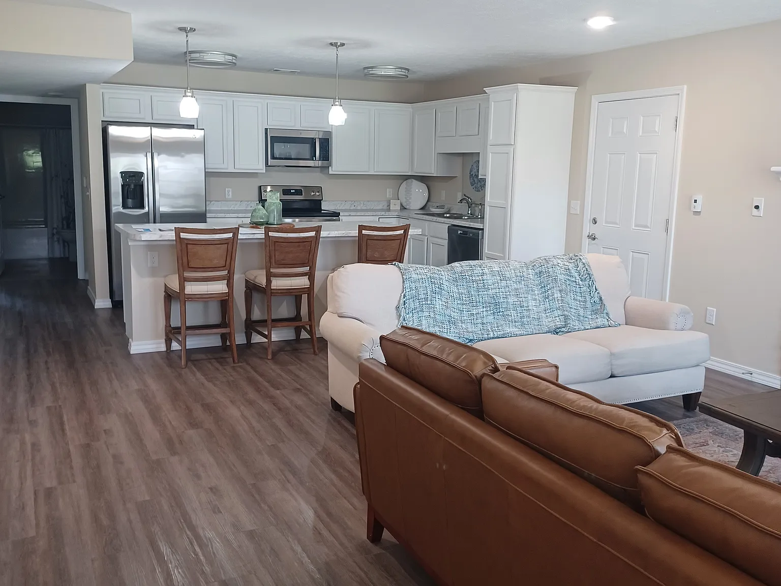 3 bed, 1546 sqft, $1,650 — Photo 3