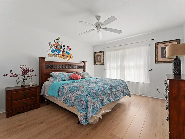 1031 Solana Cir — Photo 26