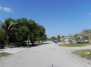 6135 Pierce St, Hollywood, FL 33024