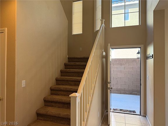 3rd image of 9412 Santana Siesta Ave