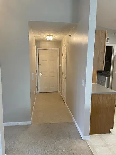 3041 Westminster Dr #207 — Photo 5