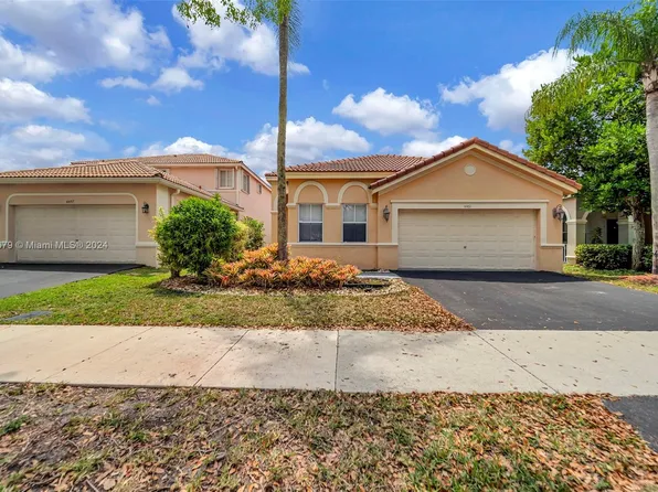 4461 Sago Cir, Fort Lauderdale, FL 33331