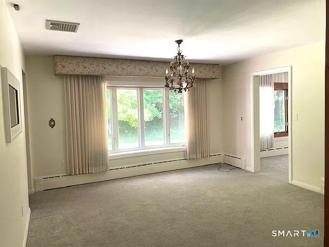 17 Pond Ln — Photo 7