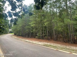 12 Monteith Pl, Pinehurst, NC 28374