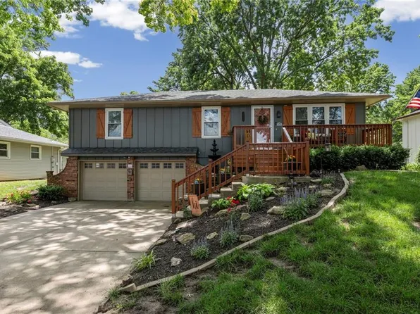 14113 W 92nd Ter, Lenexa, KS 66215