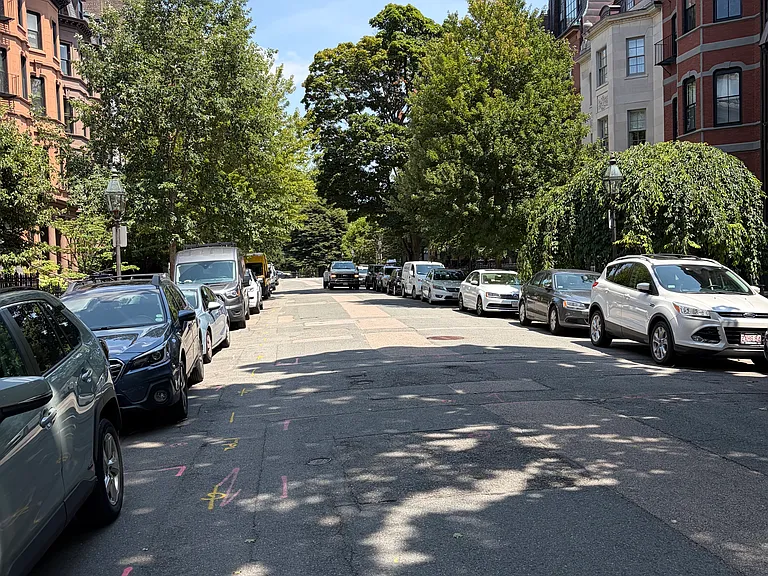 26 Marlborough St #4 — Photo 17