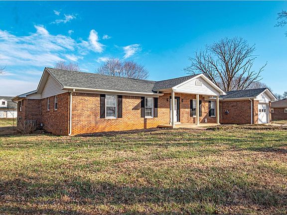 2nd image of 674 Girkin Rd